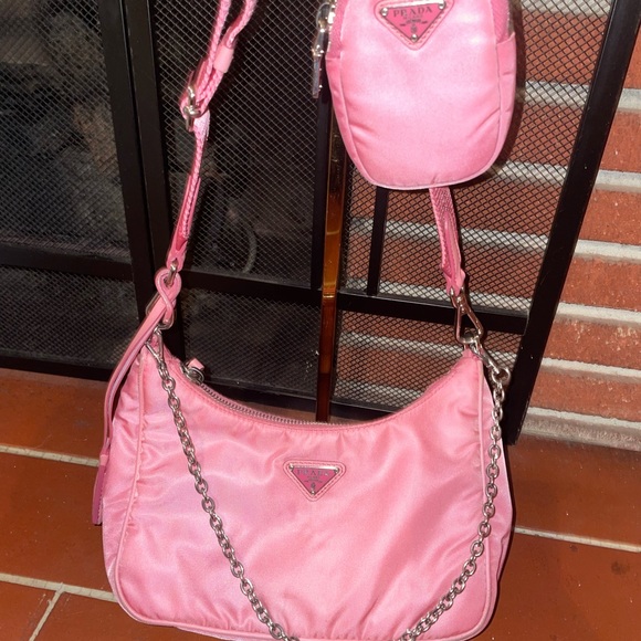 SOLD!! Prada Re-Edition - Picture 5 of 6